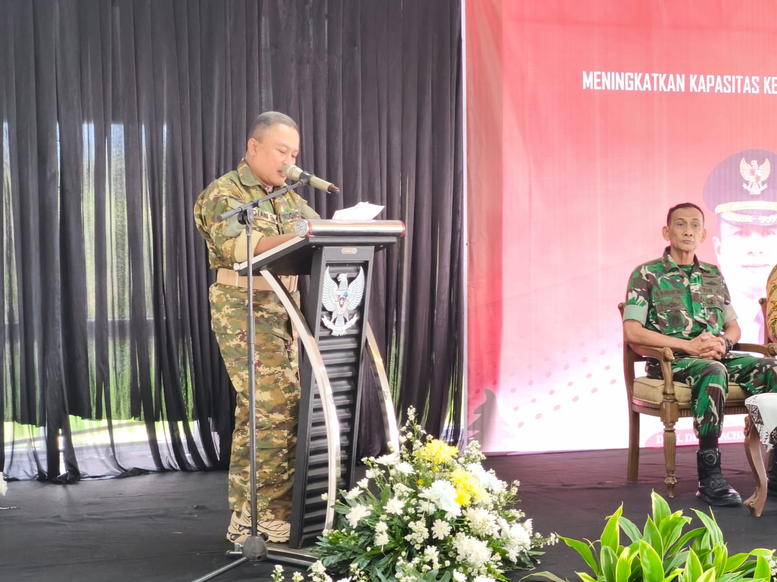 Sambutan Bupati Kuningan Dian Rachmat Yanuar saat membuka Retret Pejabat Eselon III di Gedung Pemerintah Daerah Kabupaten Kuningan(foto:dok. ist/Redvox)