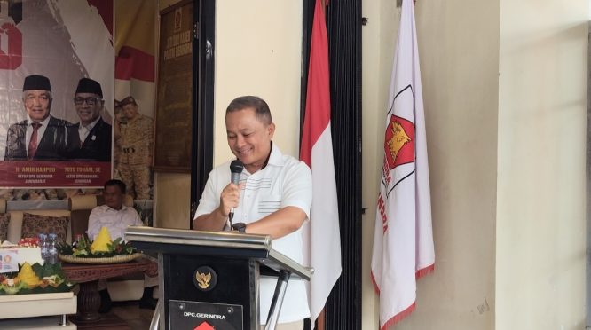 Sambutan bupati dian rachmat yanuar di HUT KE 18 Partai gerindra (foto.dok.ist/ubai).